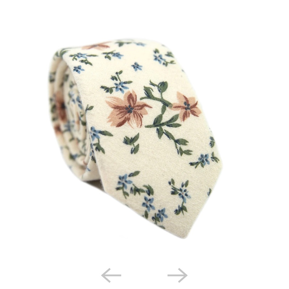 Dazi Sugar Blossom - Skinny Floral Tie NWT